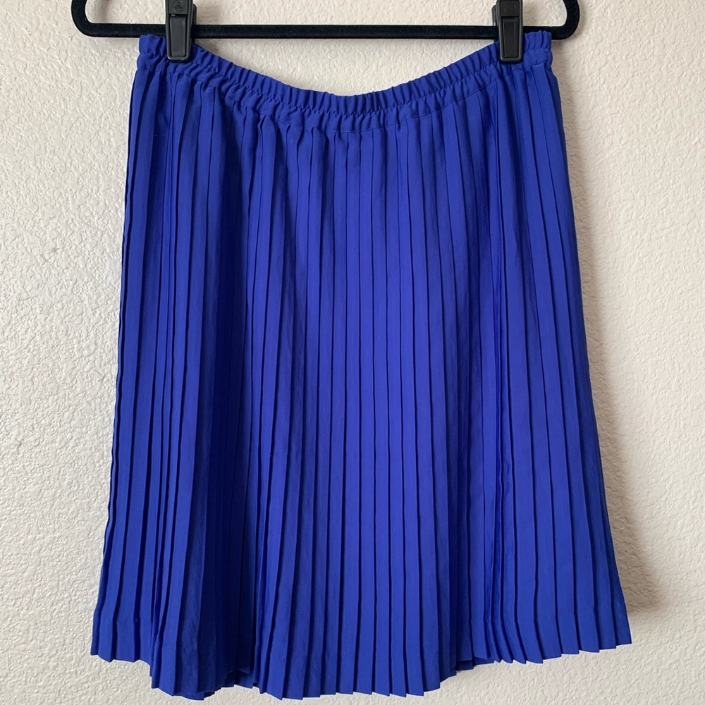 Banana Republic pleated blue skirt medium